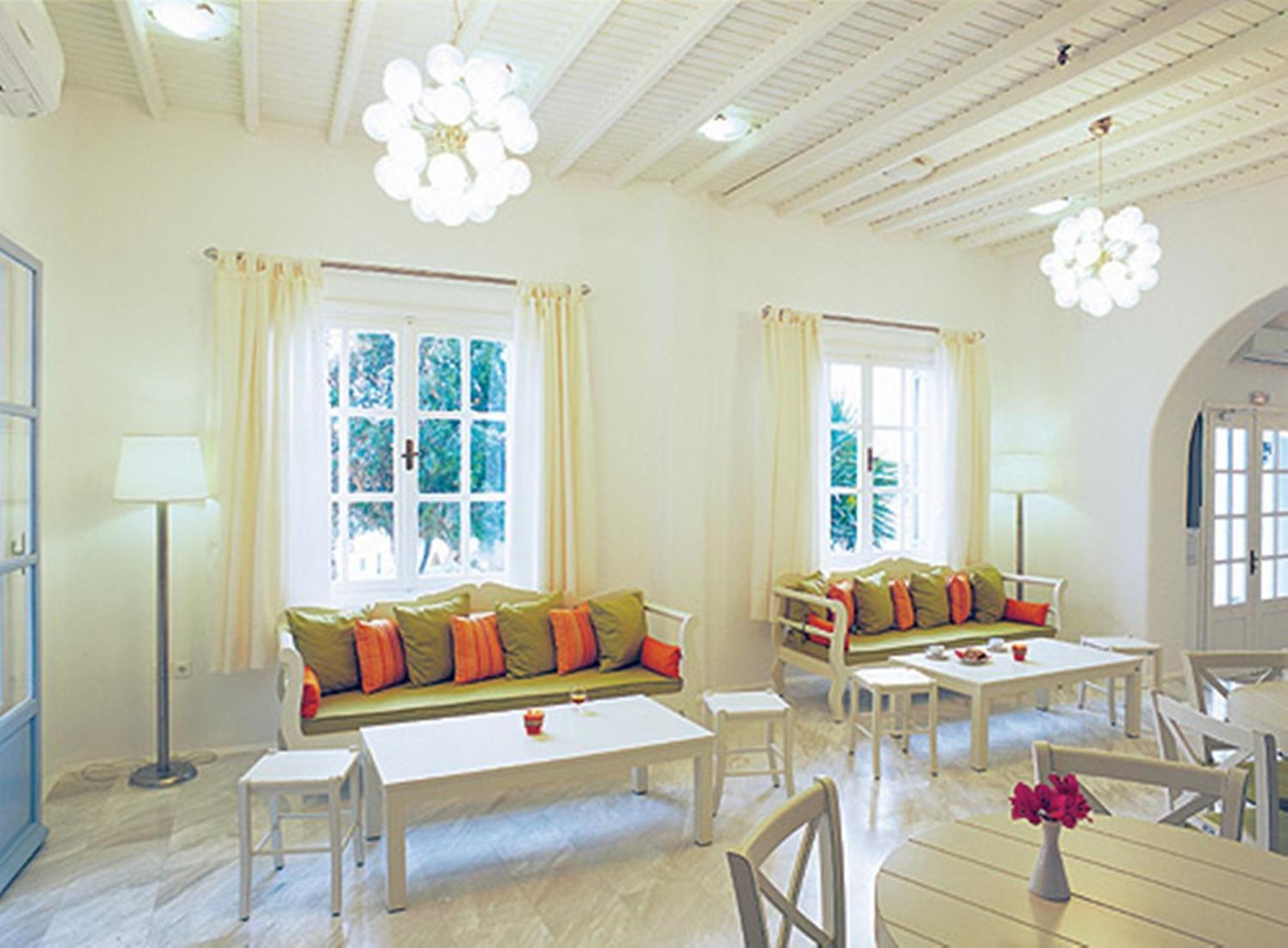 Aparthotel Zephyros Strand Paraga Exterior foto